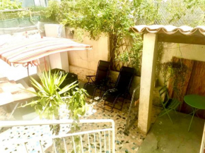Charmant T2 en Rez-de-jardin terrasse + parking